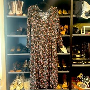 Floral print midi dress!